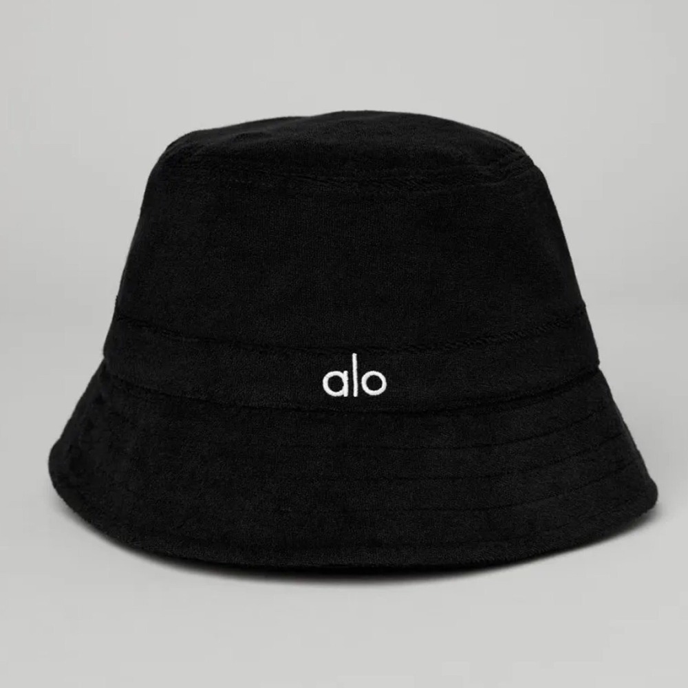 Alo Yoga Terry Beachside Bucket Hat Black One Size
